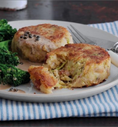 Kerrymaid's Bubble & Squeak Cakes with Peppercorn Sauce